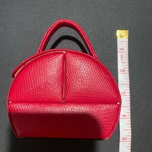 Mini Elegant Red Ring Jewelry Box/Handbag.